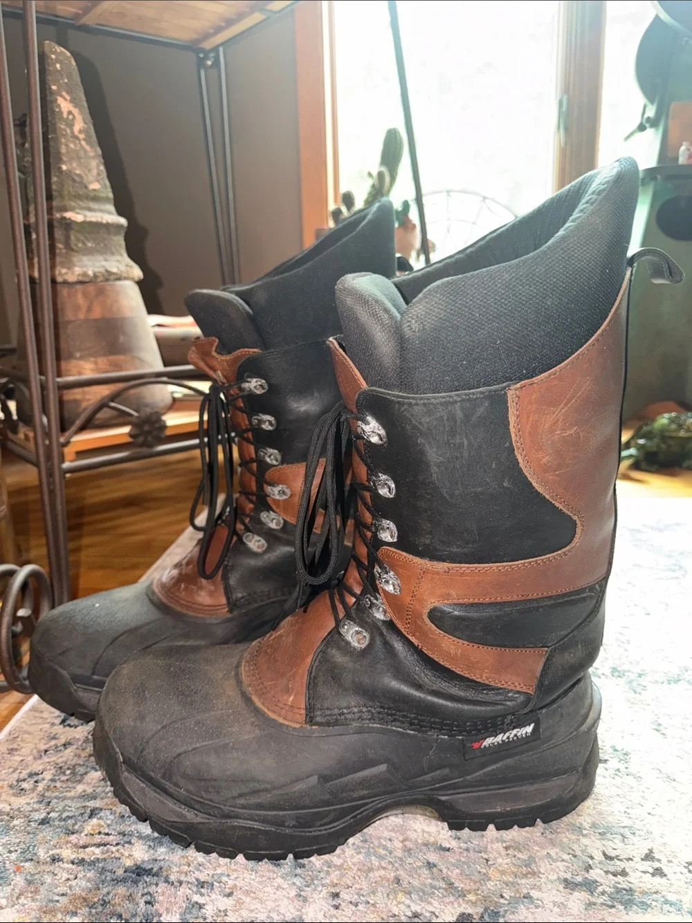 Baffin men apex